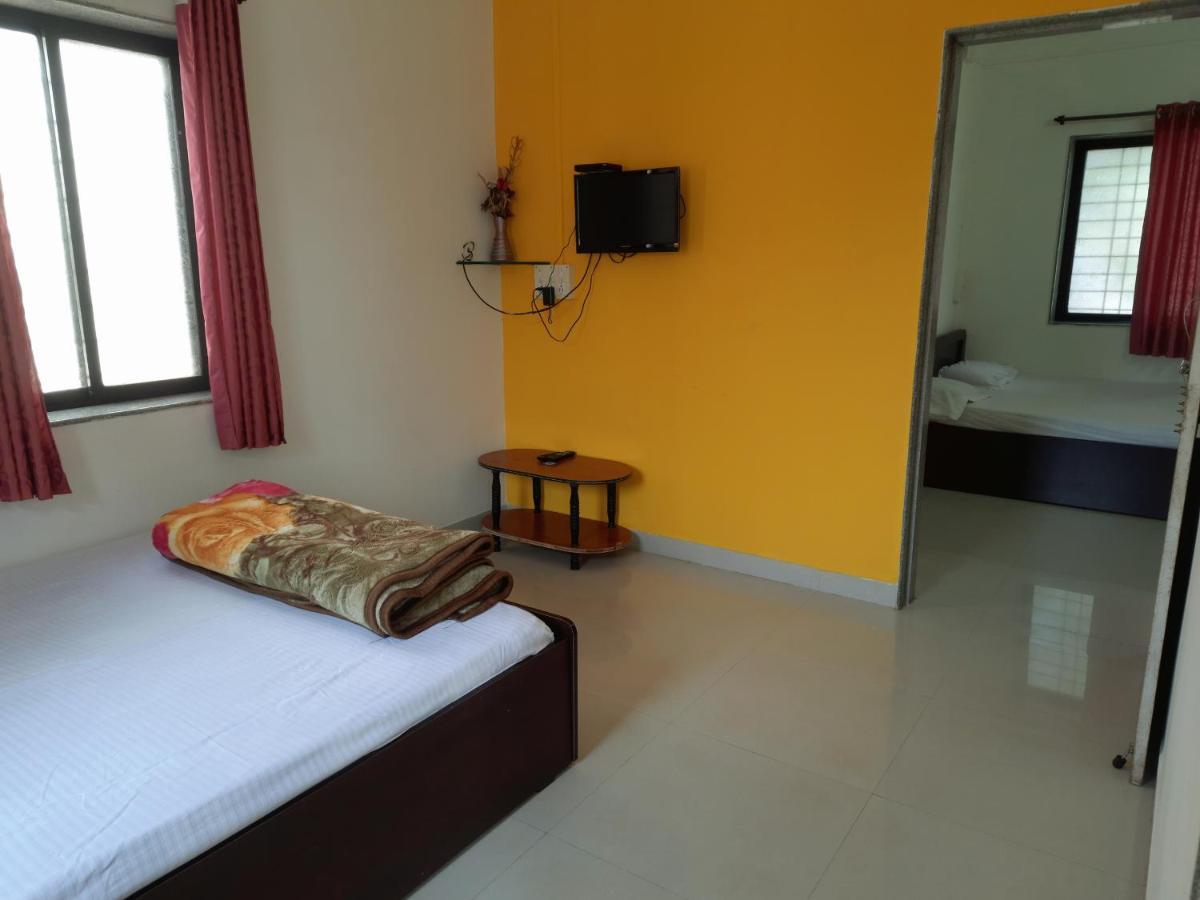 Trimurti Holiday Home Панчгани Екстериор снимка