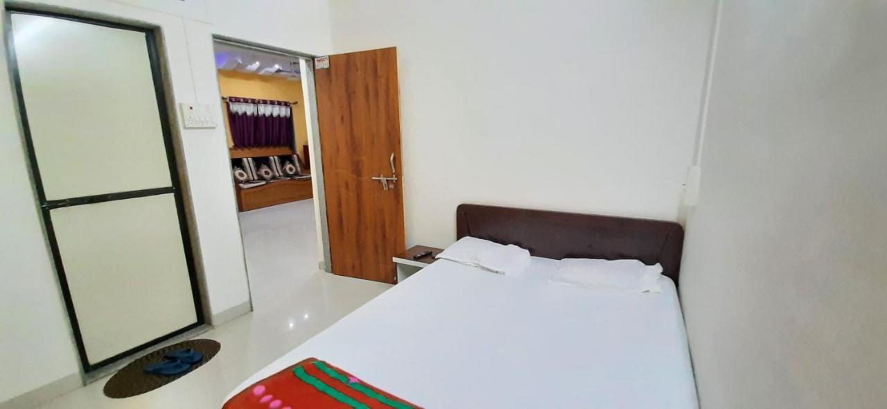 Trimurti Holiday Home Панчгани Екстериор снимка